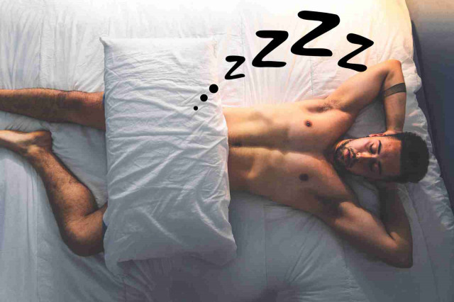 Digues adéu al pijama! Els sorprenents avantatges de dormir despullat