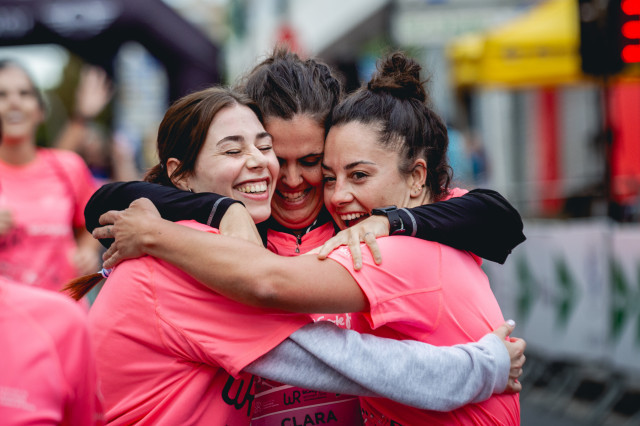 Arriba la Woman Race El Corte Inglés a Tarragona: 3.000 dones correran contra el càncer