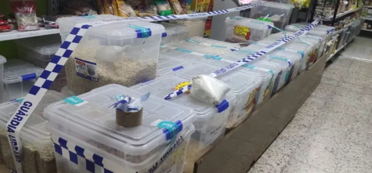 La policia precinta un supermercat de l'Hospitalet per greus irregularitats