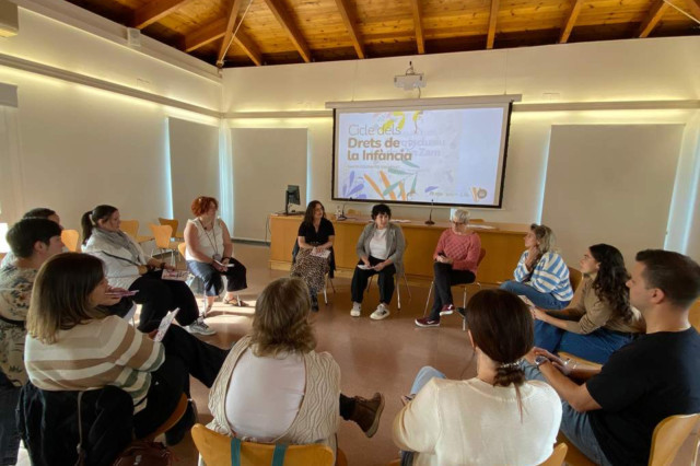 Santa Coloma de Gramenet es bolca amb el cicle d'activitats dels drets de la infància