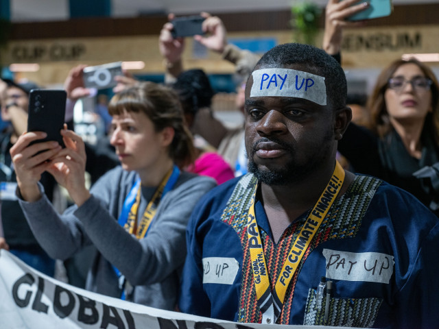 Governs ecologistes exigeixen justícia climàtica a la Cop29, davant una proposta de la UE i els EUA molt criticada