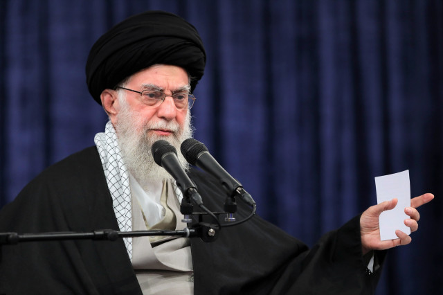 Iran anuncia un llançament espacial amb èxit i posa en òrbita un mòdul per elevar l'altitud dels satèl·lits
