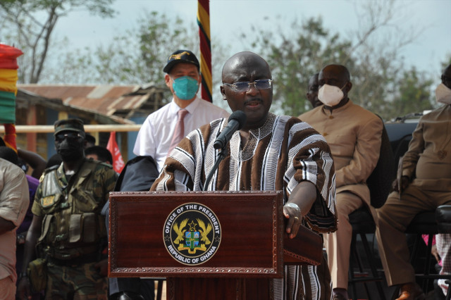 El vicepresident de Ghana admet la seva derrota a les eleccions