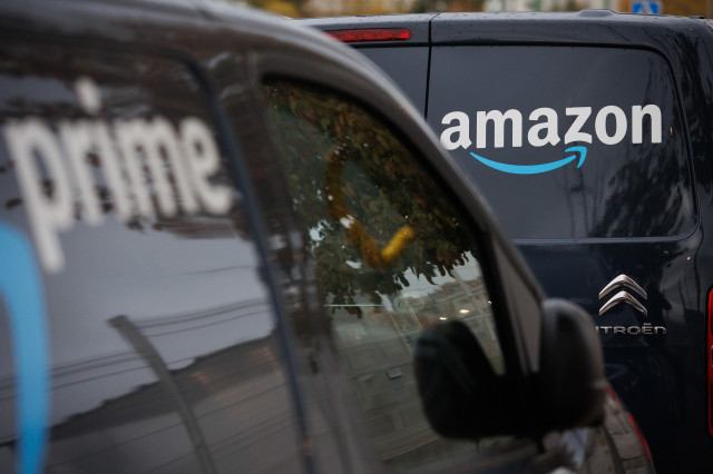 Carpetada a la 'taxa Amazon' de l'Ajuntament de Barcelona: El TSJC l'anul·la de nou