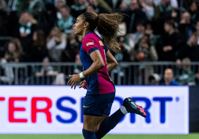 El Barça guanya clarament a Suècia (0-3) i es classifica per als quarts de la Champions
