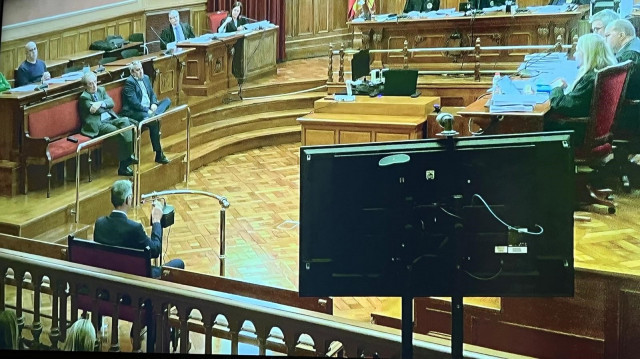 Albiol es declara innocent en el cas de les antenes instal·lades sense llicència a Badalona