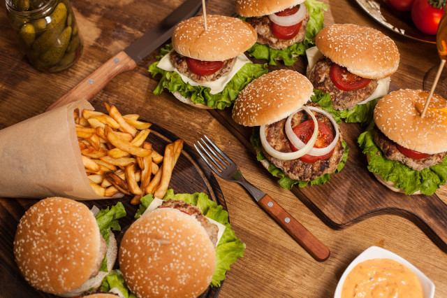 Obesitat i dopamina: Com les calories influeixen a les eleccions alimentàries