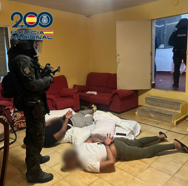 Detingudes a València sis persones per segrestar dues més per cobrar-se un deute