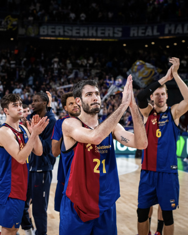 El Barça de bàsquet reacciona tard i cau al Clàssic de la l'ACB a Madrid (73-71)