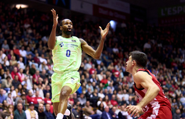 El Barça de bàsquet no aixeca cap: derrota al derbi a Girona (91-90)