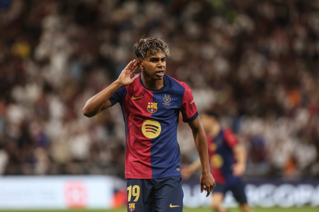 El Barça perdona una golejada apoteòsica al Real Madrid i aixeca la Supercopa (5-2)