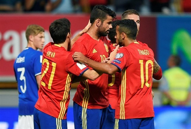 La 'Roja' goleja severament a Liechtenstein en el seu debut oficial