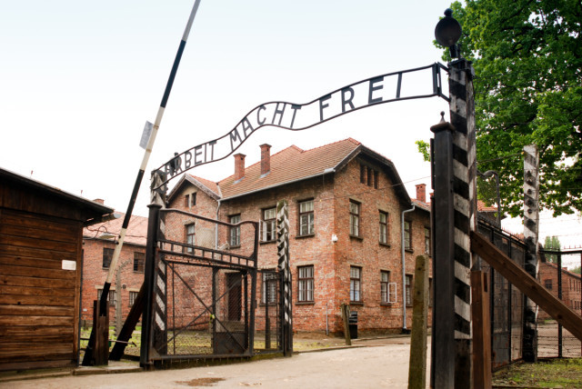 80 anys de l'alliberament d'Auschwitz, la sublimació de l'horror de l'Holocaust