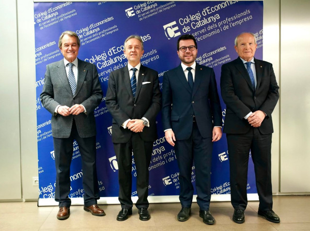 Els expresidents Montilla, Artur Mas i Pere Aragonès creuen que Catalunya pot tenir el seu finançament singular