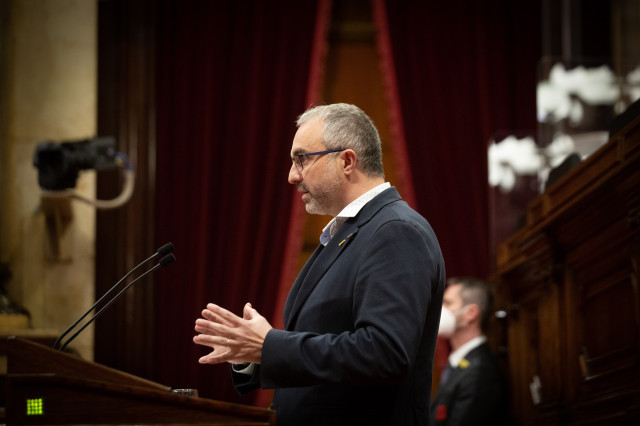 Junts critica al Parlament la 