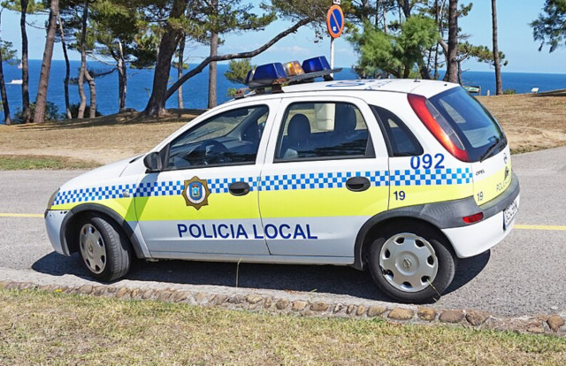 Arresten un conductor que es va negar a fer un control d'alcoholèmia i va fugir atropellant cotxes