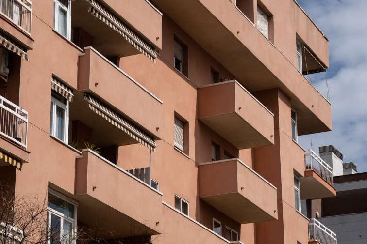 La compravenda d'habitatges a Catalunya va tornar a créixer al desembre, un 30,9%, i suma 6 mesos d'ascensos