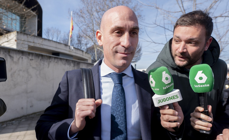 Rubiales, condemnat a 18 mesos de multa pel petó a Jenni Hermoso