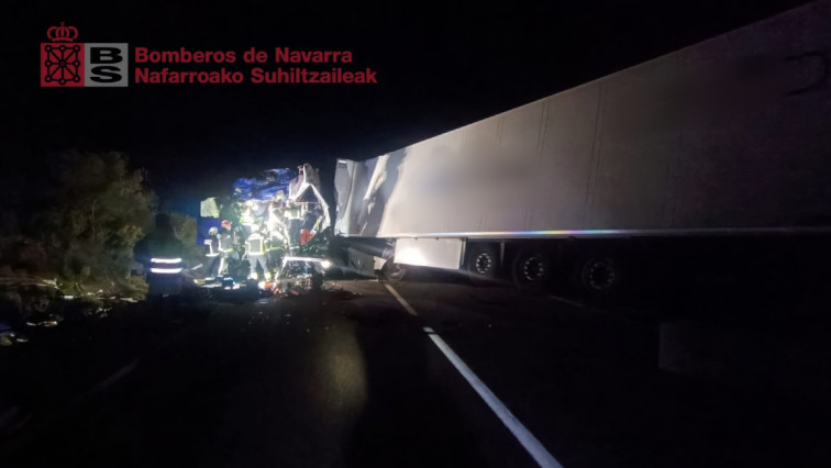 Moren 4 persones en un xoc frontal entre dos camions en Fitero (Navarra)