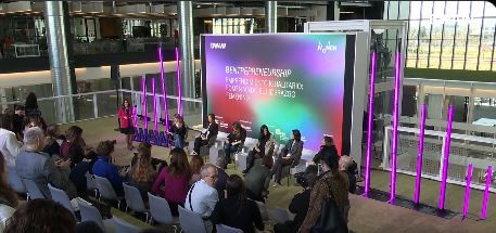 El lideratge femení i la  IA convergeixen a Barcelona per a impulsar la innovació en el BWAW