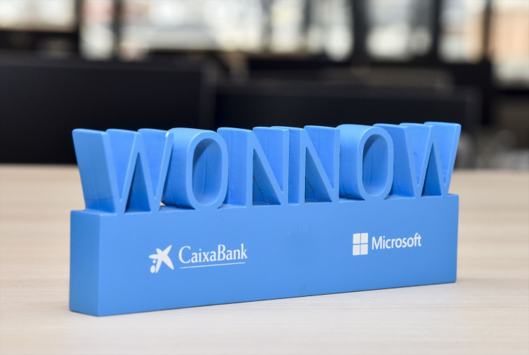CaixaBank i Microsoft llancen la vuitena edició dels premis Wonnow per a dones de graus STEM
