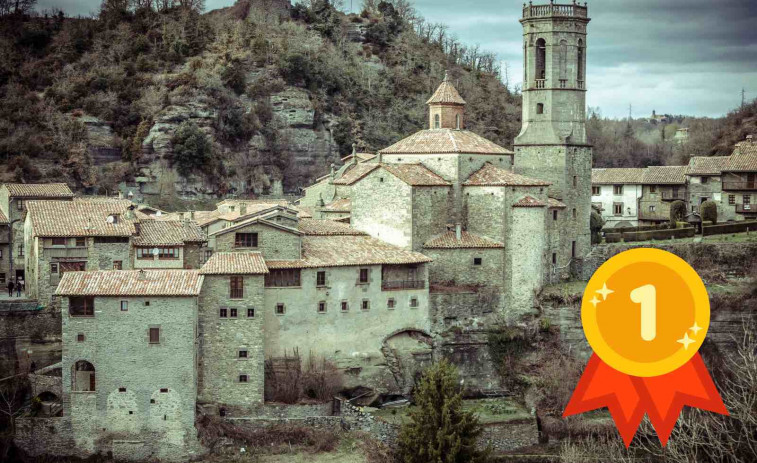 El poble més bonic del món està a Catalunya: un tresor amagat prop de Barcelona