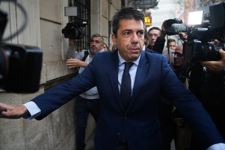 La jutge descarta imputar a Mazón però li dóna l'opció de comparèixer de manera voluntària