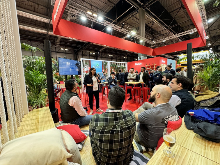 Damm i Delectatech exploren l'impacte de la IA en l'hostaleria al HIP Horeca 2025