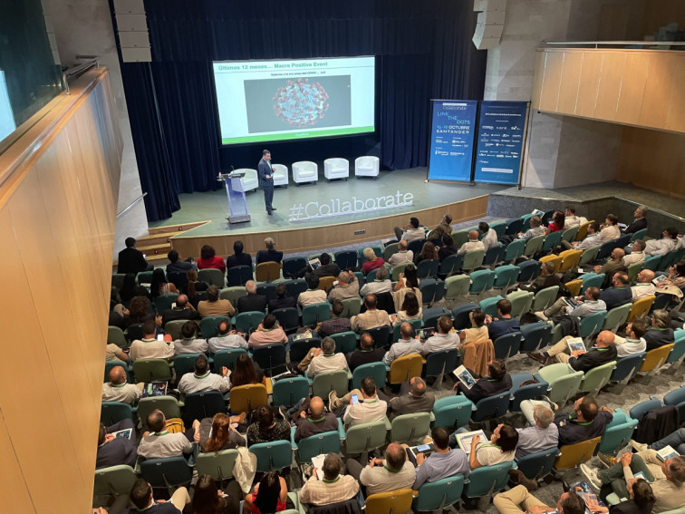 Barcelona celebra una cimera per a potenciar la productivitat amb la participació de 300 empreses tecnològiques i industrials