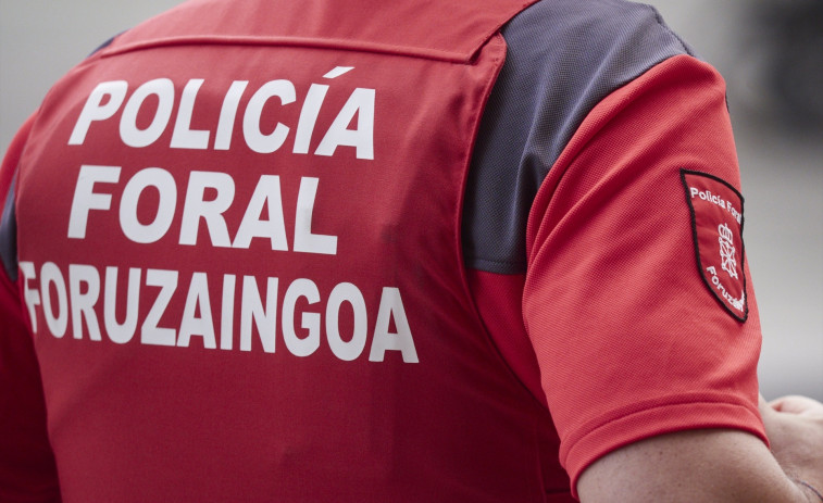 Detingut un menor de 17 anys per donar una pallissa a un altre jove, gravar-ho amb el mòbil i publicar-ho a xarxes