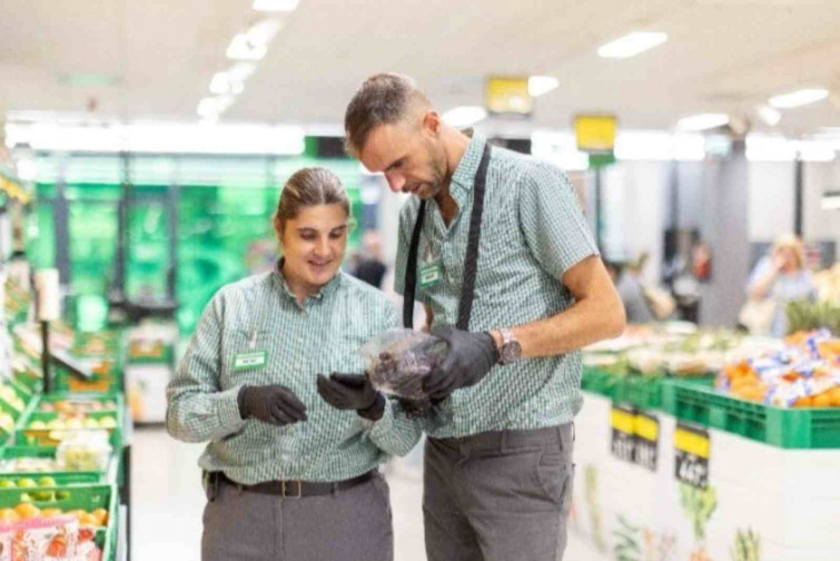 Mercadona cerca 200 treballadors a Barcelona: sou de 1.685€ i sense experiència