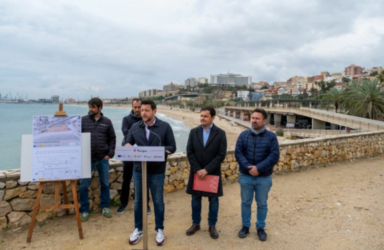 Adeu a la plataforma de la platja Miracle: comença la transformació del litoral