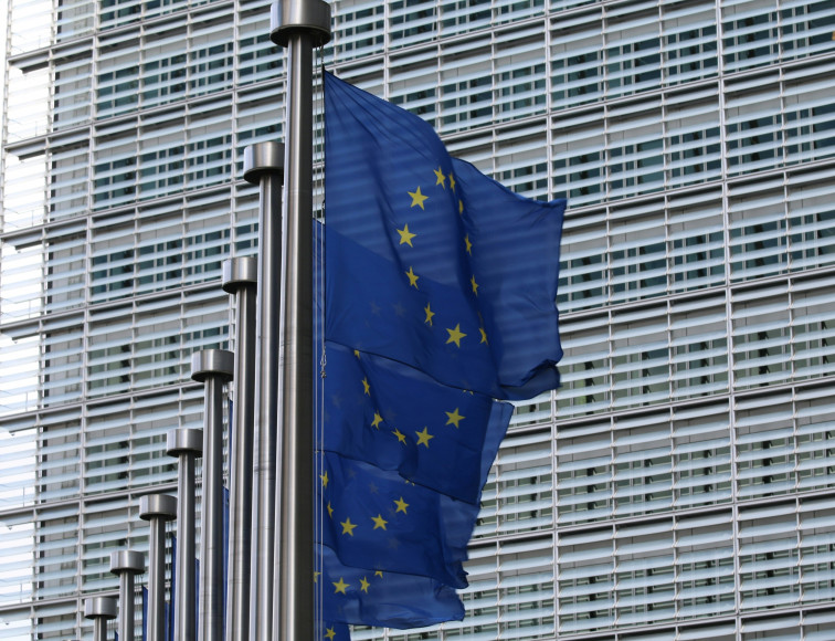 La UE reforça la seva postura contra Rússia, però enfronta divisions internes