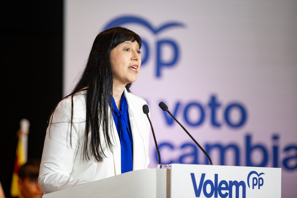 EuropaPress 5922964 candidata pp lleida montse berenguer interviene mitin partido popular