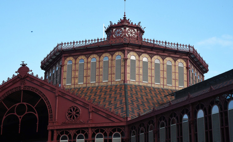 El mercat de Sant Antoni de Barcelona tindrà plaques solars aquest estiu per reduir-ne el consum