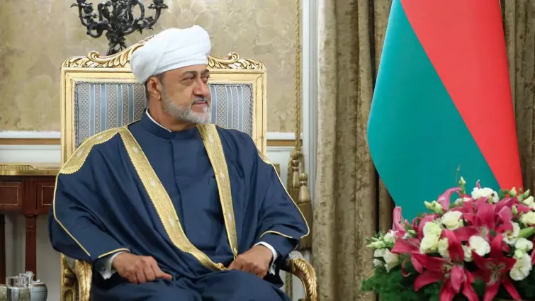 El sultà d'Oman allibera una jove  condemnada a cadena perpètua
