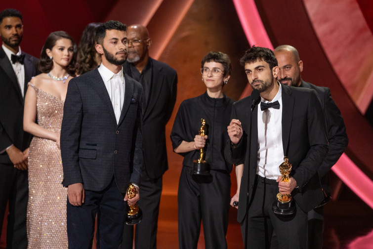 Suport a Hamdan Ballal: L'Acadèmia de Hollywood rectifica i defensa el seu guanyador de l'Óscar