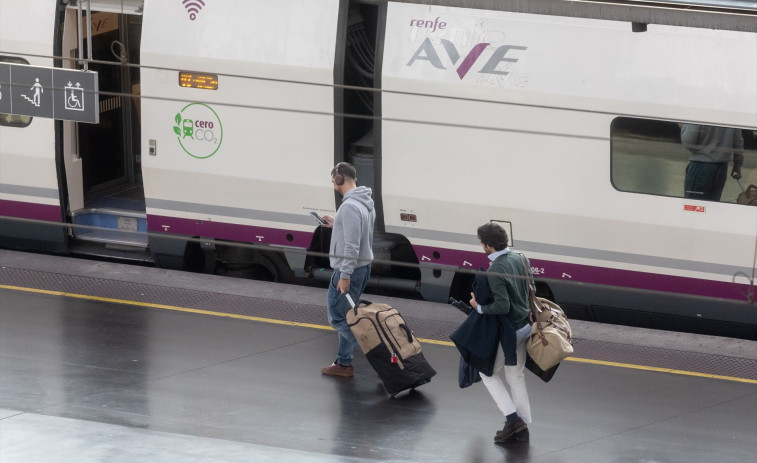 Renfe ajorna el AVE de Barcelona a Tolosa davant 