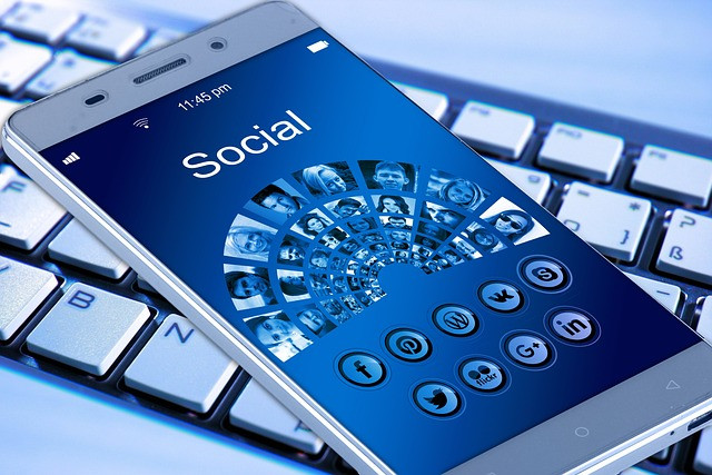 Mobile phone 1917737 640