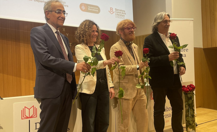 Sant Jordi a Barcelona: més parades i un pla d'autoprotecció