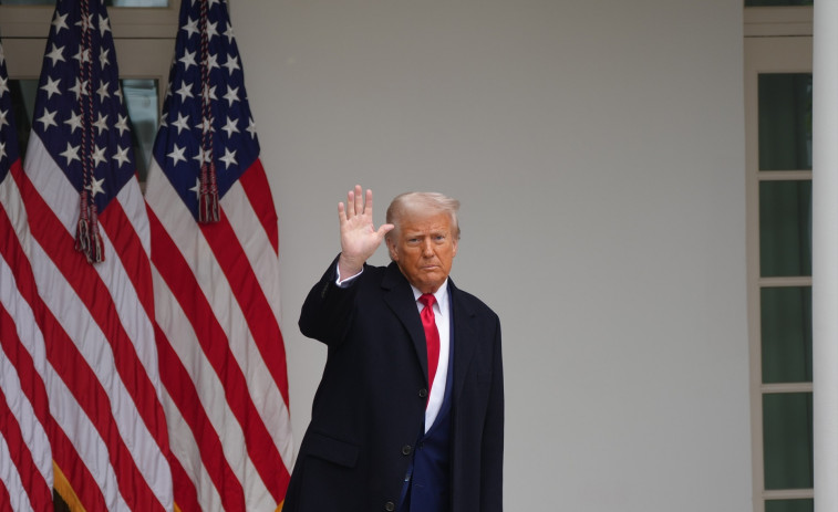 Trump pausa durant 90 dies l'aplicació dels aranzels i eleva els de la Xina al 125%
