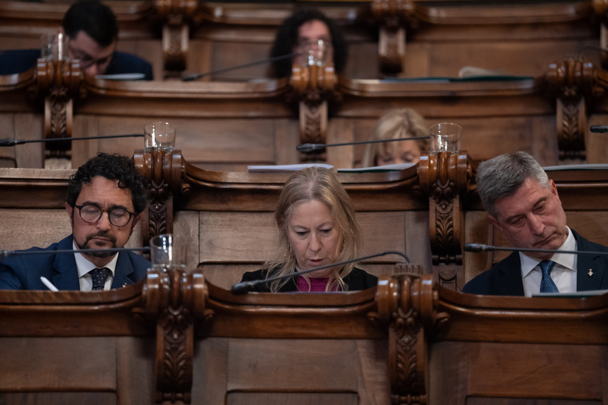 EuropaPress 6609248 i d concejales junts ayuntamiento barcelona damia calvet neus munte (1)