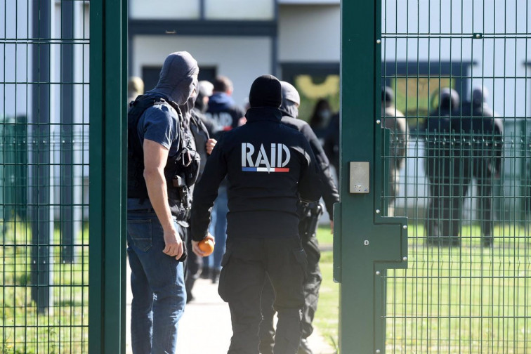 França en alerta màxima: Qui hi ha darrere del misteriós grup violent DDPF?