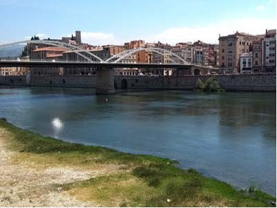 Archivo - Imatge del riu Ebre a Tortosa (Tarragona)