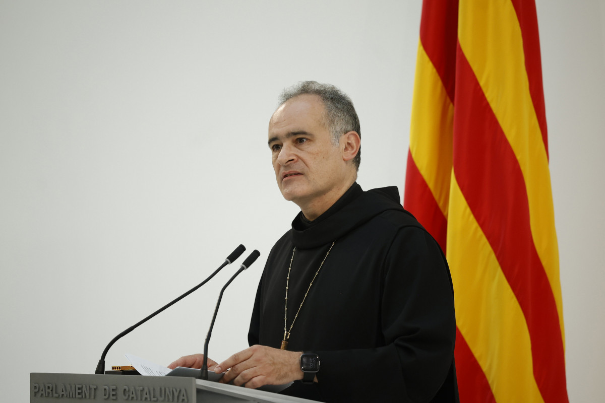 Archivo - Arxiu - L'abat Manel Gasch recull la Medalla d'Honor atorgada pel Parlament de Catalunya a l'Abadia de Montserrat, a 10 de setembre de 2024, a Barcelona, Catalunya (Espanya)