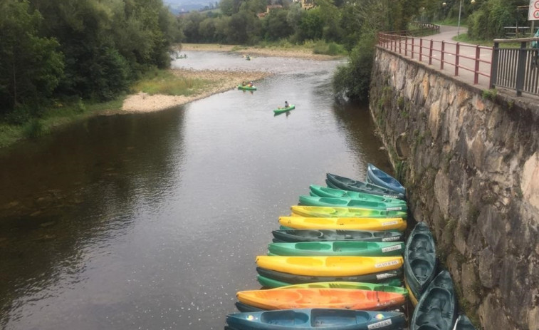 Mor un català de 71 anys arrossegat pel corrent mentre baixava el Sella en canoa