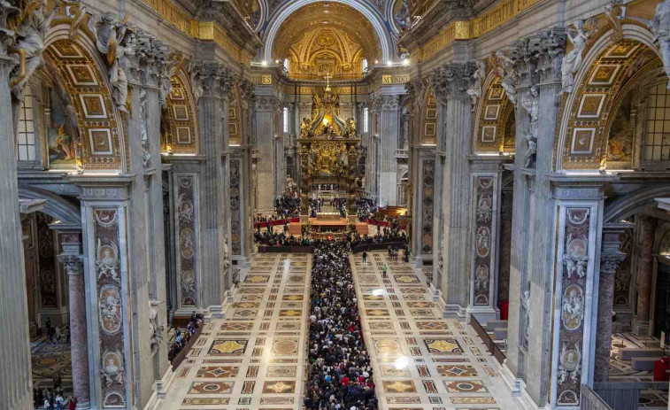El món s'atura a Roma: tot llest per a l'històric funeral del Papa Francesc