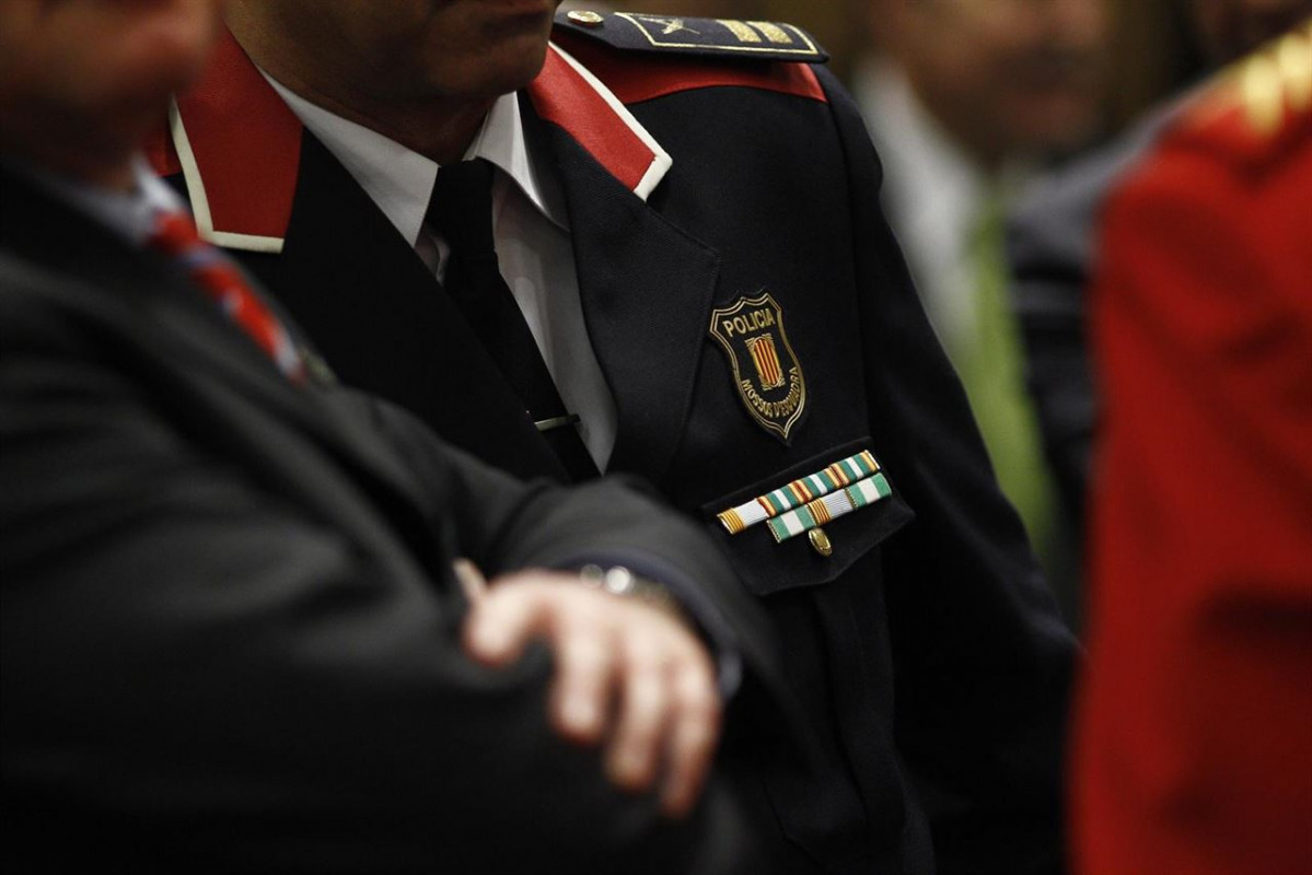Mossos 5