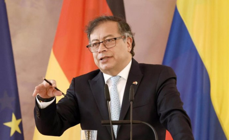 Ha de renunciar Petro?
