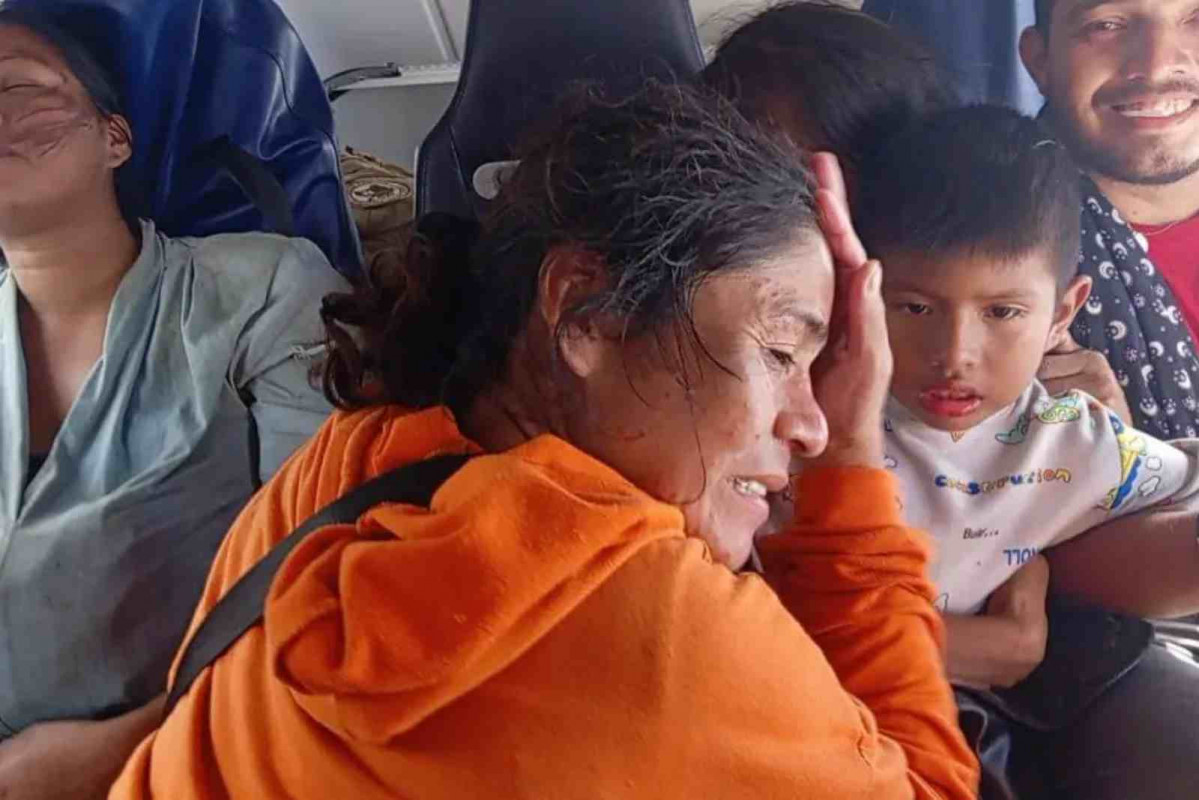 La familia, tras ser rescatada   FacebookMinisterio de Defensa Estado Plurinacional de Bolivia